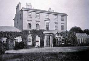 Old picture of the Mount House